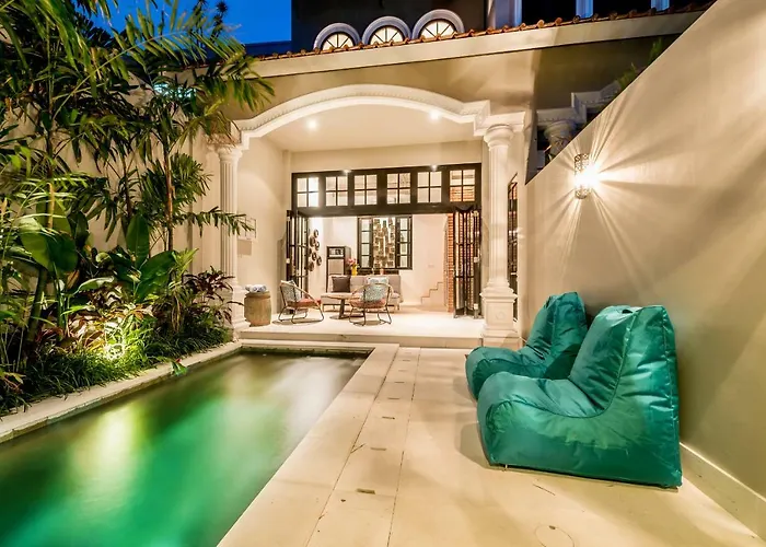 1 Bedroom 5 Min Walk To