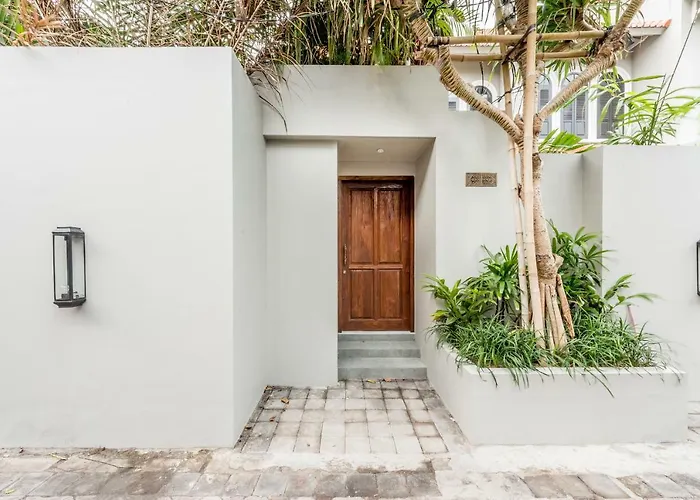 Villa 1 Bedroom 5 Min Walk To *